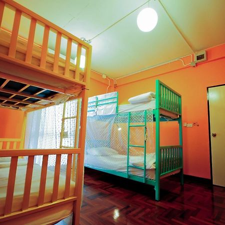 Dd Hostel Бангкок Экстерьер фото